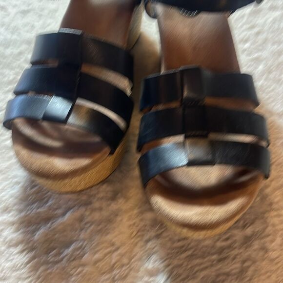 Clark artisan wedge sandals size 9 1/2 - Picture 5 of 9